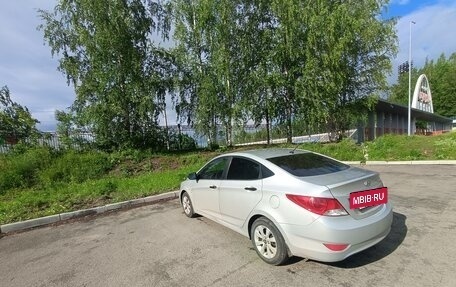 Hyundai Solaris II рестайлинг, 2012 год, 770 000 рублей, 2 фотография