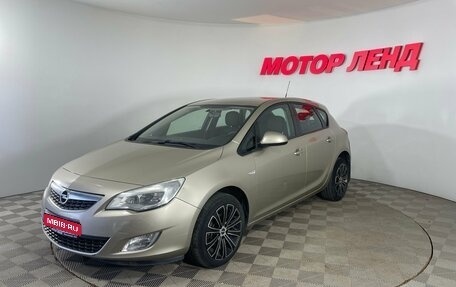 Opel Astra J, 2011 год, 620 000 рублей, 1 фотография