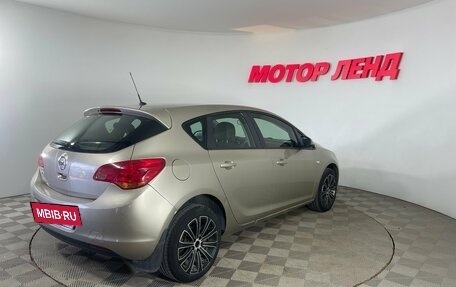 Opel Astra J, 2011 год, 620 000 рублей, 4 фотография