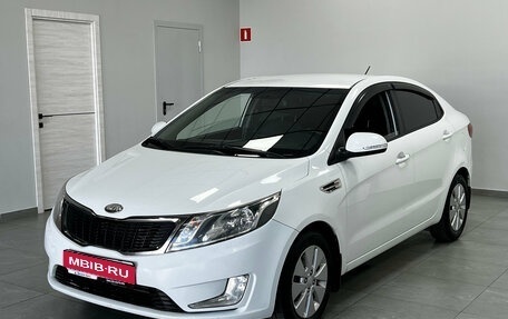 KIA Rio III рестайлинг, 2013 год, 972 000 рублей, 1 фотография