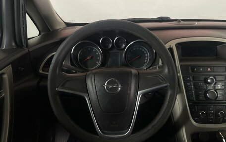 Opel Astra J, 2011 год, 620 000 рублей, 13 фотография