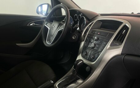 Opel Astra J, 2011 год, 620 000 рублей, 12 фотография