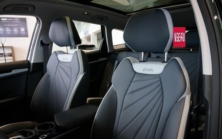 Geely Atlas, 2025 год, 3 700 000 рублей, 23 фотография