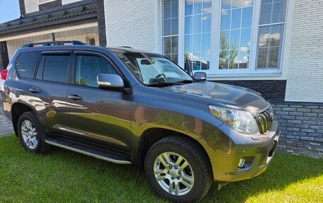 Toyota Land Cruiser Prado 150 рестайлинг 2, 2012 год, 2 850 000 рублей, 4 фотография