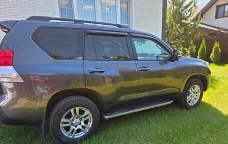 Toyota Land Cruiser Prado 150 рестайлинг 2, 2012 год, 2 850 000 рублей, 5 фотография