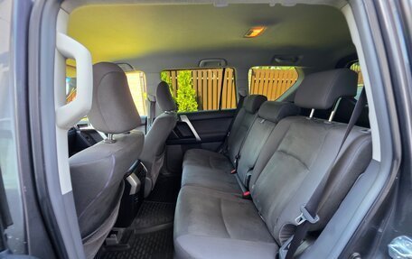 Toyota Land Cruiser Prado 150 рестайлинг 2, 2012 год, 2 850 000 рублей, 12 фотография