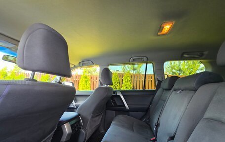 Toyota Land Cruiser Prado 150 рестайлинг 2, 2012 год, 2 850 000 рублей, 10 фотография