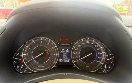 Infiniti QX56, 2013 год, 2 400 000 рублей, 7 фотография