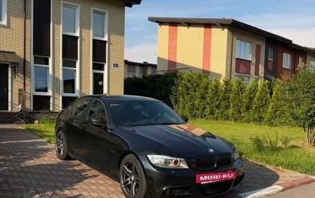 BMW 3 серия, 2011 год, 1 500 000 рублей, 3 фотография