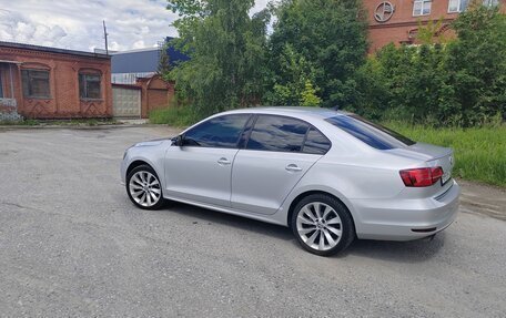 Volkswagen Jetta VI, 2018 год, 1 280 000 рублей, 6 фотография