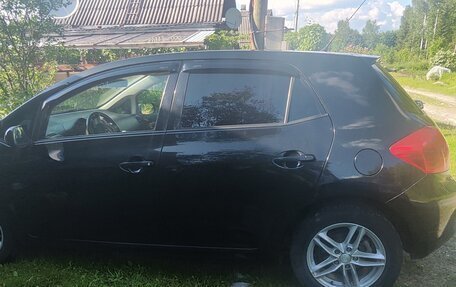 Toyota Auris II, 2007 год, 600 000 рублей, 10 фотография