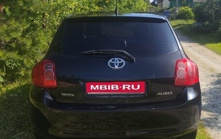 Toyota Auris II, 2007 год, 600 000 рублей, 3 фотография