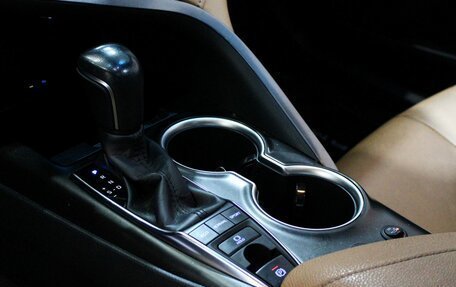 Toyota Camry, 2022 год, 3 649 000 рублей, 9 фотография