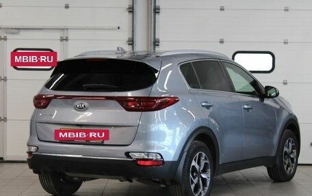 KIA Sportage IV рестайлинг, 2020 год, 2 457 000 рублей, 5 фотография