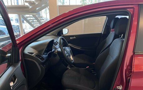 Hyundai Solaris II рестайлинг, 2015 год, 1 270 000 рублей, 16 фотография
