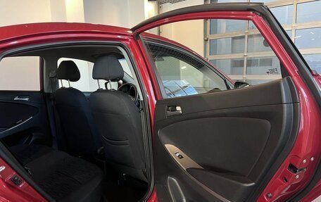 Hyundai Solaris II рестайлинг, 2015 год, 1 270 000 рублей, 17 фотография
