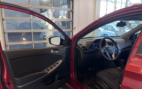 Hyundai Solaris II рестайлинг, 2015 год, 1 270 000 рублей, 20 фотография