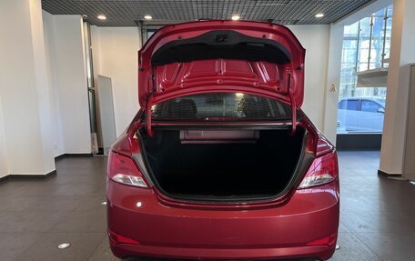 Hyundai Solaris II рестайлинг, 2015 год, 1 270 000 рублей, 33 фотография