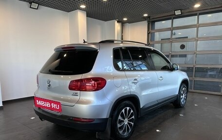 Volkswagen Tiguan I, 2011 год, 1 220 000 рублей, 3 фотография