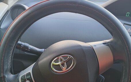Toyota Yaris III рестайлинг, 2006 год, 350 000 рублей, 10 фотография
