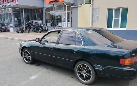 Toyota Camry, 1993 год, 250 000 рублей, 2 фотография