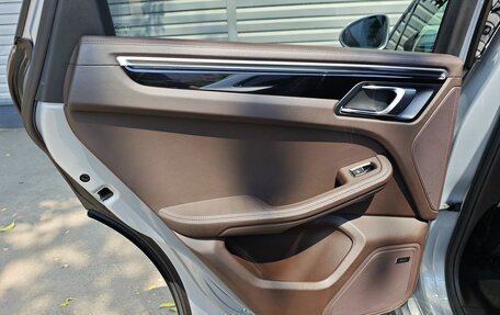 Porsche Macan I рестайлинг, 2019 год, 4 670 000 рублей, 25 фотография