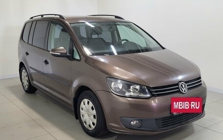 Volkswagen Touran III, 2012 год, 799 000 рублей, 2 фотография