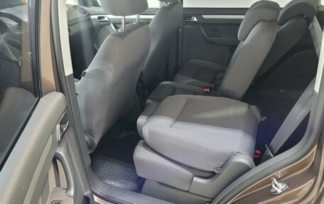 Volkswagen Touran III, 2012 год, 799 000 рублей, 8 фотография