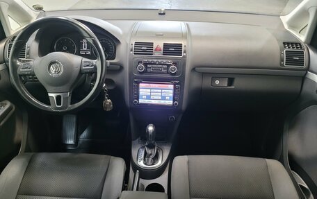 Volkswagen Touran III, 2012 год, 799 000 рублей, 11 фотография
