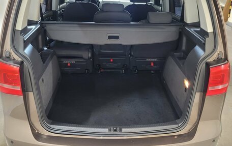 Volkswagen Touran III, 2012 год, 799 000 рублей, 17 фотография