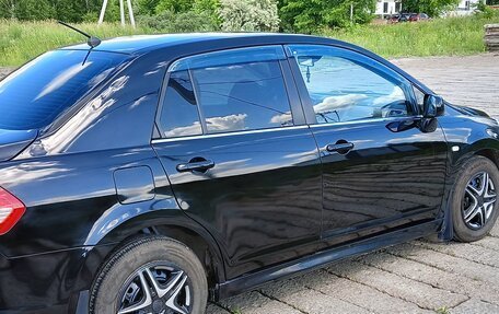 Nissan Tiida, 2010 год, 700 000 рублей, 4 фотография