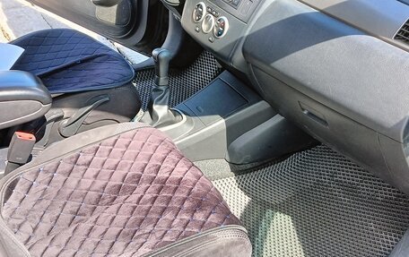 Nissan Tiida, 2010 год, 700 000 рублей, 27 фотография