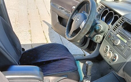 Nissan Tiida, 2010 год, 700 000 рублей, 17 фотография