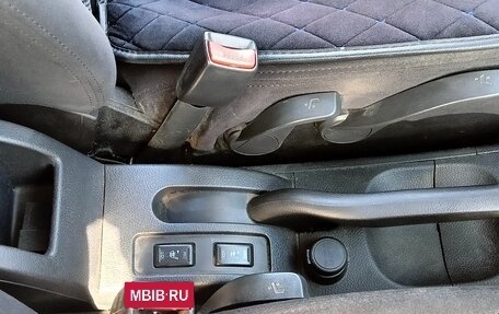 Nissan Tiida, 2010 год, 700 000 рублей, 18 фотография