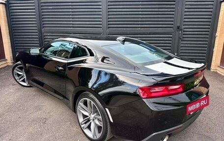 Chevrolet Camaro VI, 2016 год, 2 850 000 рублей, 2 фотография