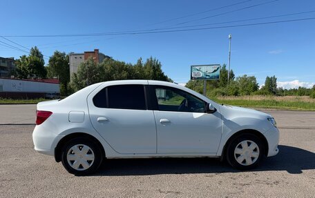 Renault Logan II, 2015 год, 650 000 рублей, 2 фотография