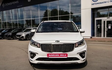 KIA Carnival III, 2019 год, 2 700 000 рублей, 3 фотография