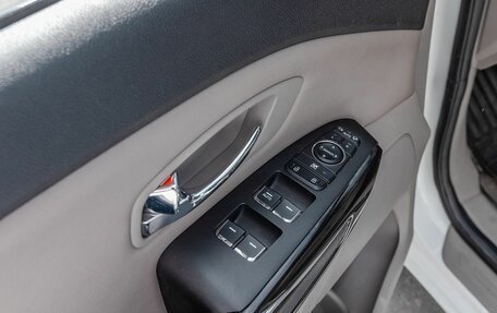 KIA Carnival III, 2019 год, 2 700 000 рублей, 11 фотография