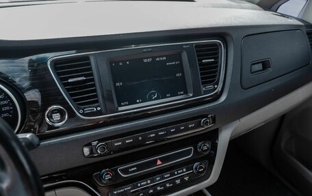 KIA Carnival III, 2019 год, 2 700 000 рублей, 14 фотография