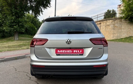 Volkswagen Tiguan II, 2019 год, 3 100 000 рублей, 2 фотография