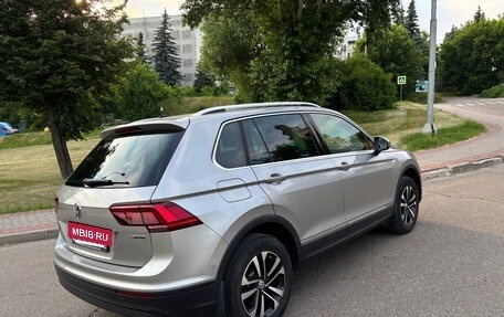 Volkswagen Tiguan II, 2019 год, 3 100 000 рублей, 3 фотография