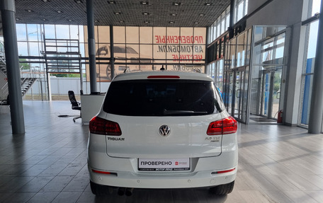 Volkswagen Tiguan I, 2015 год, 1 406 000 рублей, 5 фотография