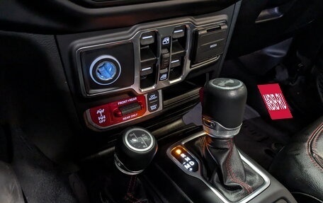 Jeep Wrangler, 2022 год, 5 600 000 рублей, 27 фотография
