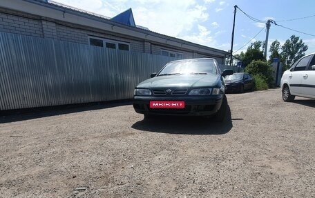 Nissan Primera II рестайлинг, 1998 год, 200 000 рублей, 1 фотография