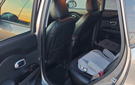 KIA Soul II рестайлинг, 2017 год, 1 680 000 рублей, 6 фотография