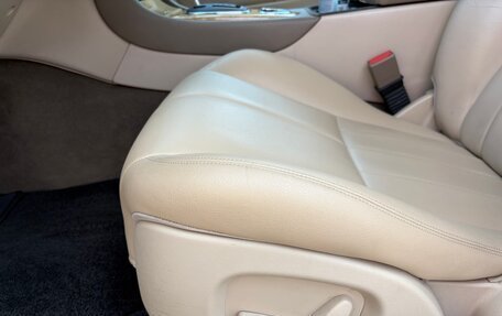 Jaguar S-Type I рестайлинг, 2003 год, 2 000 000 рублей, 27 фотография