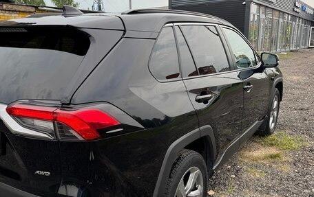 Toyota RAV4, 2020 год, 3 075 000 рублей, 16 фотография