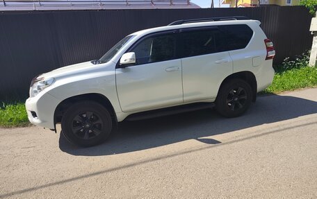Toyota Land Cruiser Prado 150 рестайлинг 2, 2012 год, 2 600 000 рублей, 4 фотография