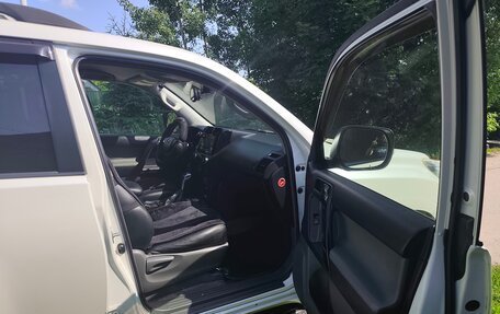 Toyota Land Cruiser Prado 150 рестайлинг 2, 2012 год, 2 600 000 рублей, 14 фотография