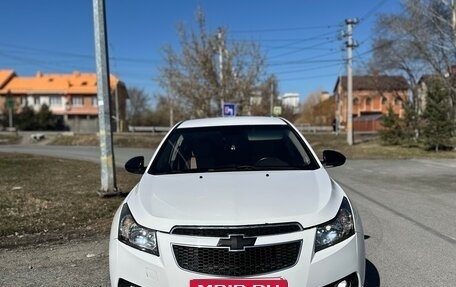 Chevrolet Cruze II, 2010 год, 400 000 рублей, 2 фотография